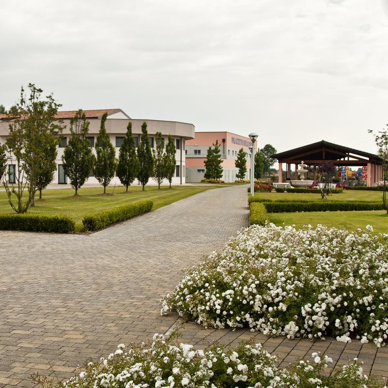 Hotel Novarello Resort & Spa Granozzo con Monticello Extérieur photo